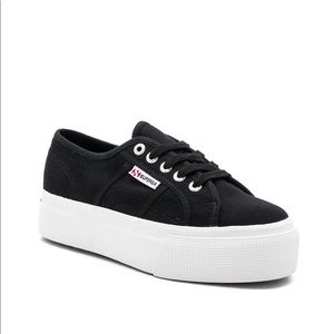 LIGHTLY WORN SUPERGA PLATFORM SHOES 🆒👟
